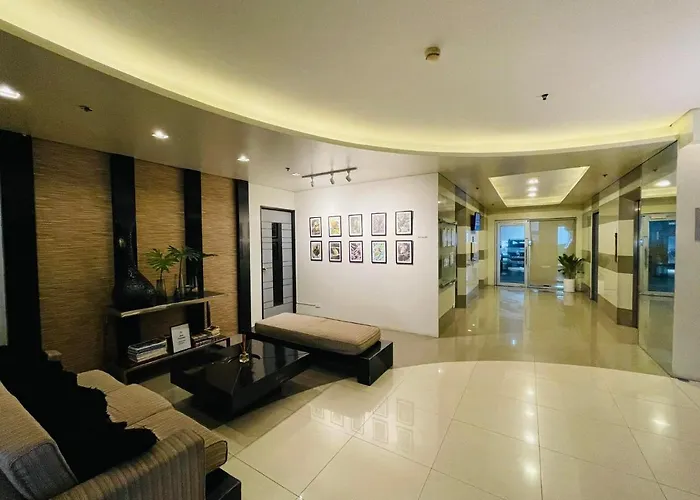 Christine Suites At San Lorenzo Makati * Манила